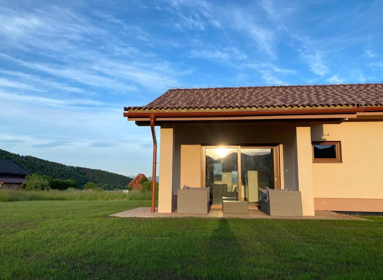 Panorama Home Valča Extérieur photo